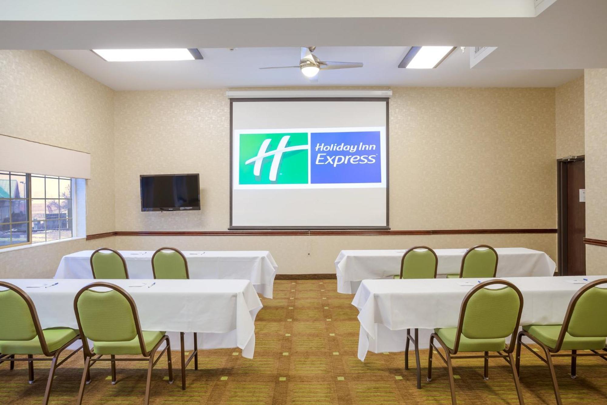 Holiday Inn Express Layton - I-15 By Ihg Exterior photo