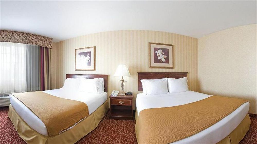 Holiday Inn Express Layton - I-15 By Ihg Exterior photo