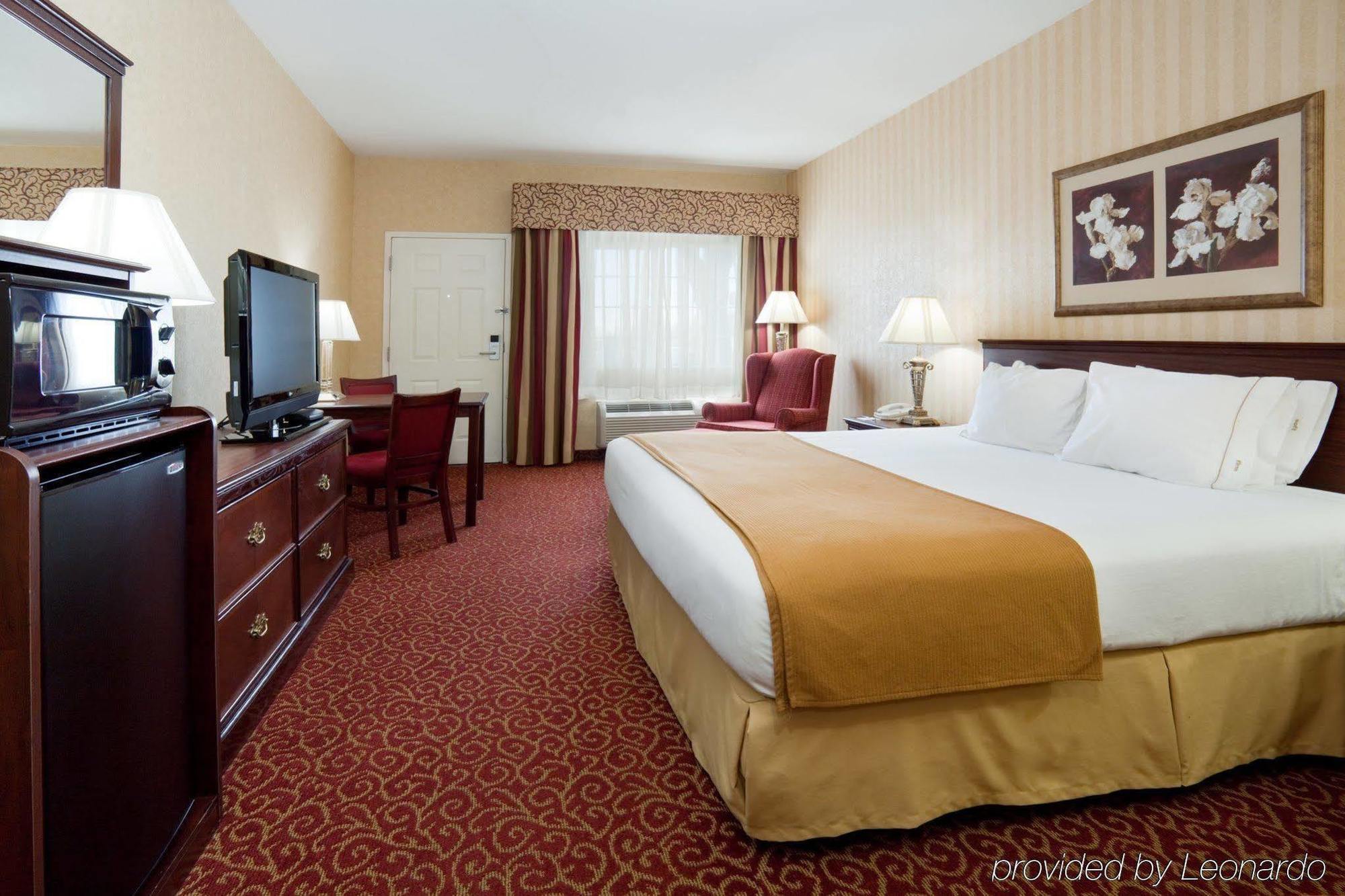 Holiday Inn Express Layton - I-15 By Ihg Exterior photo